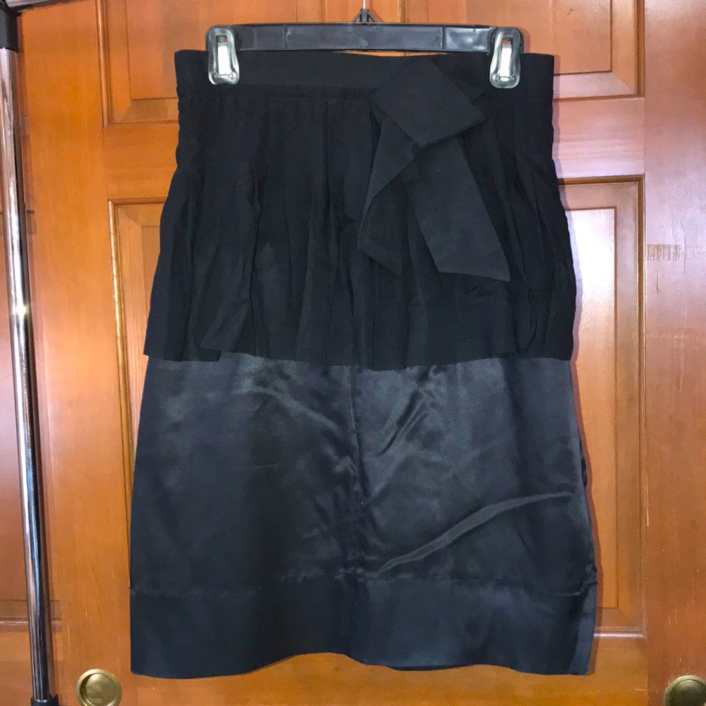 Marc Jacobs Skirt w/Ruffle, Black, Size 4